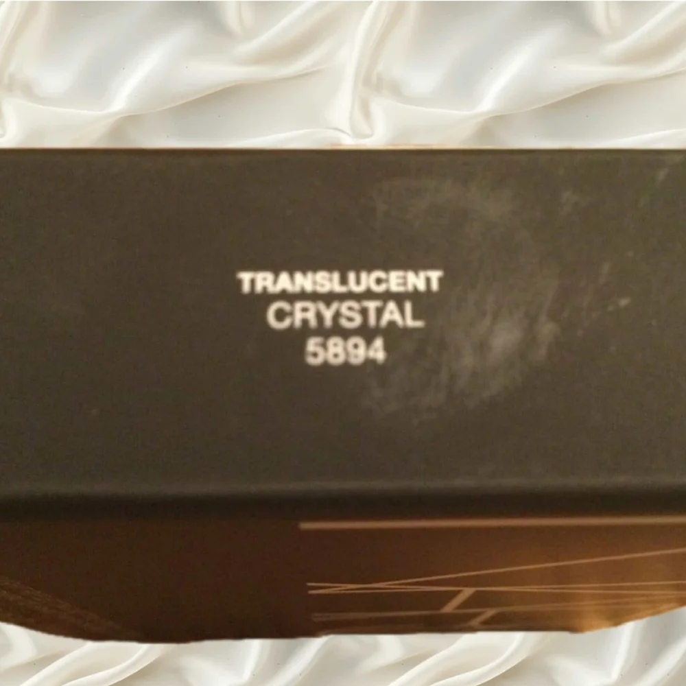 ❇️🧚‍♀️NARS Translucent Crystal Light Reflecting Setting Powder NWT